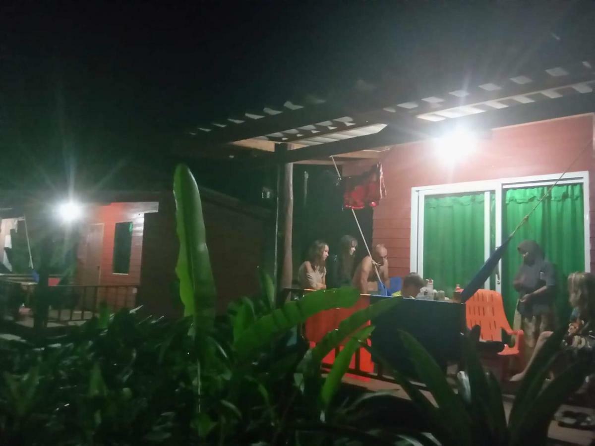 Lanta Maikeaw Ko Lanta